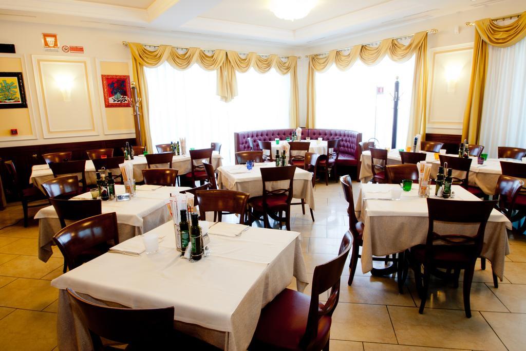 Hotel Ristorante Giada Грумоло-делле-Аббадессе Экстерьер фото