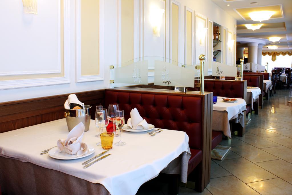 Hotel Ristorante Giada Грумоло-делле-Аббадессе Экстерьер фото